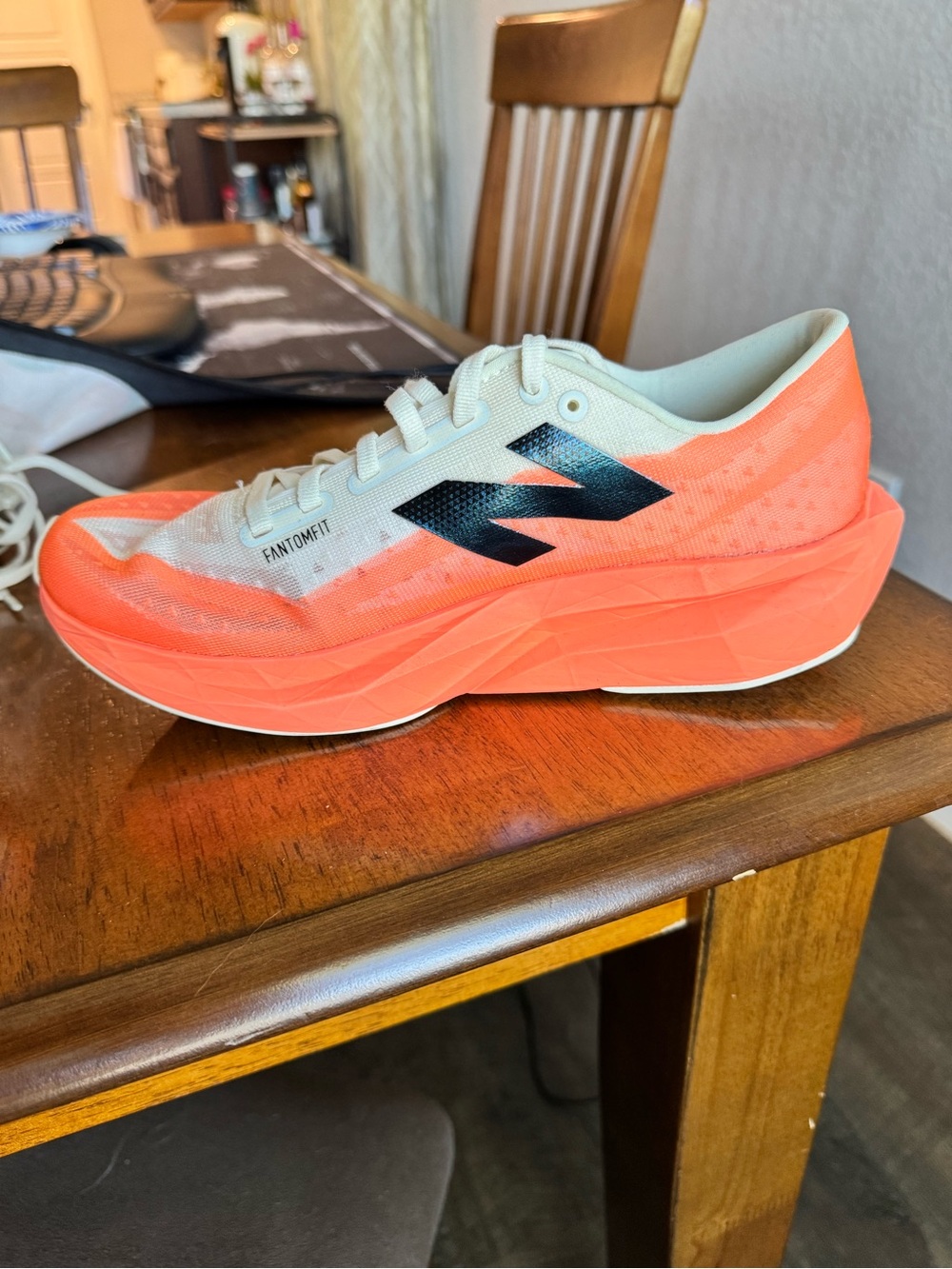 New Balance FuelCell Rebel v4 'Hot Mango' - Picture 4 of 9